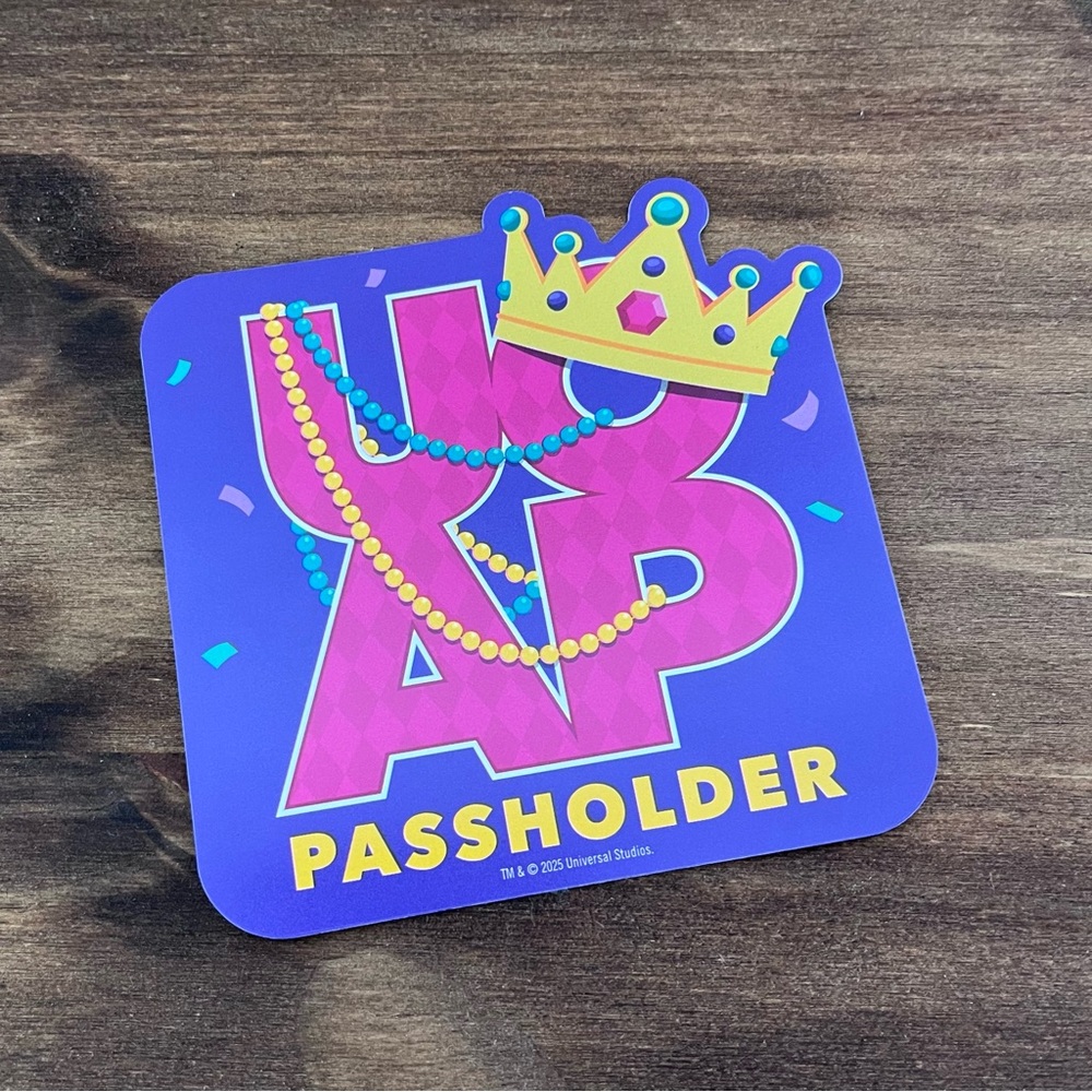 UOAP UNIVERSAL STUDIOS ORLANDO February 2026 Mardi Gras MAGNET Purple Crown New